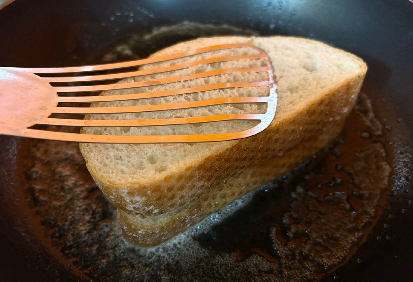 ブラックカラントのグリルドチーズサンド