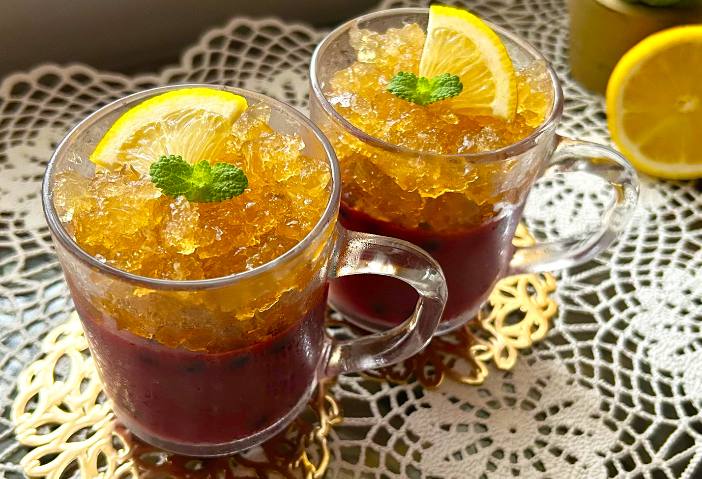 ブラックカラントとレモネードの二層ゼリー