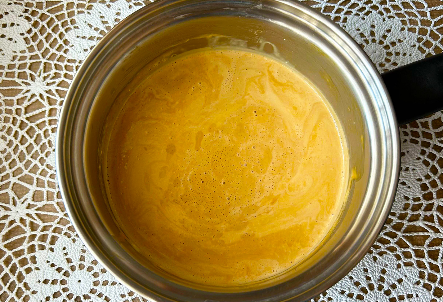 アールグレイ香るブラックカラントチーズケーキ